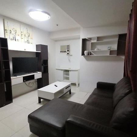 Roxas Blvd Stunning Studio Condo Near Us Embassy Манила Екстериор снимка