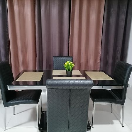 Roxas Blvd Stunning Studio Condo Near Us Embassy Манила Екстериор снимка
