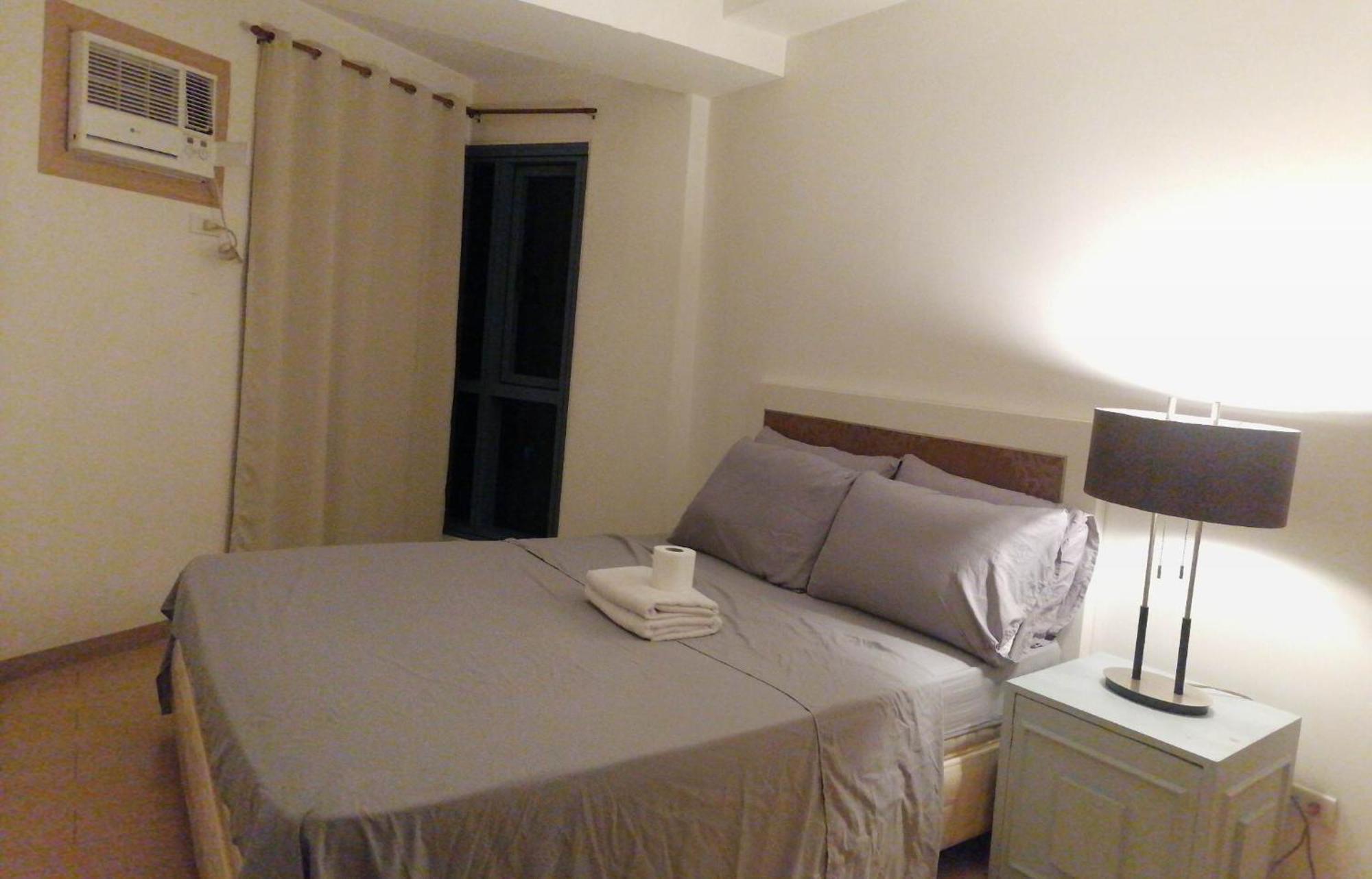Roxas Blvd Stunning Studio Condo Near Us Embassy Манила Екстериор снимка