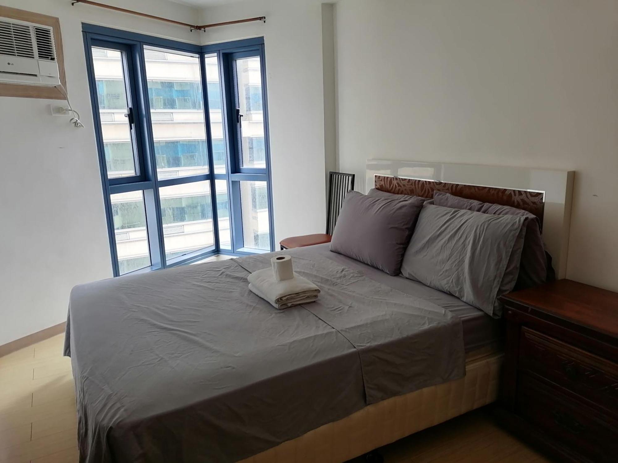Roxas Blvd Stunning Studio Condo Near Us Embassy Манила Екстериор снимка