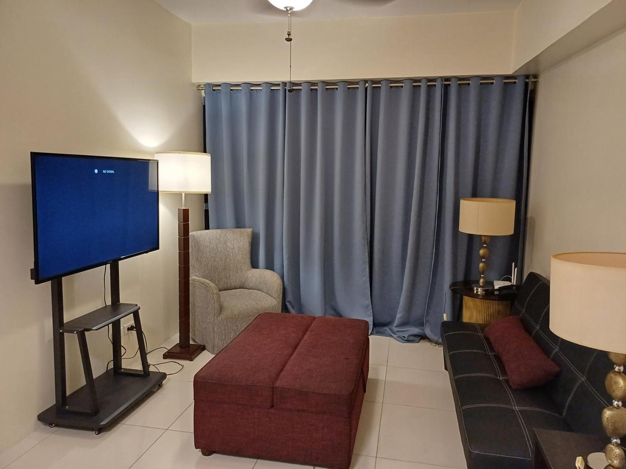Roxas Blvd Stunning Studio Condo Near Us Embassy Манила Екстериор снимка