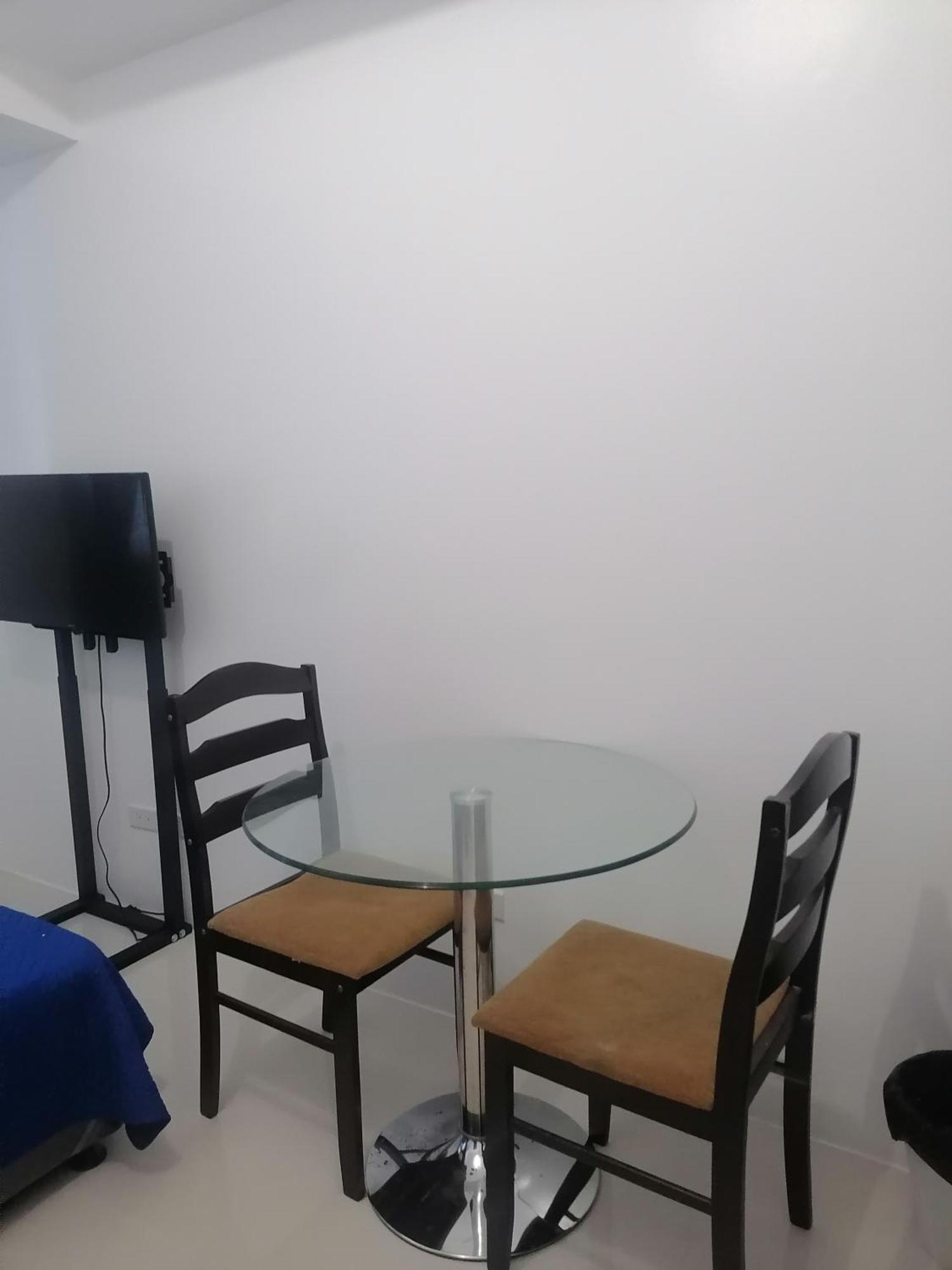 Roxas Blvd Stunning Studio Condo Near Us Embassy Манила Екстериор снимка