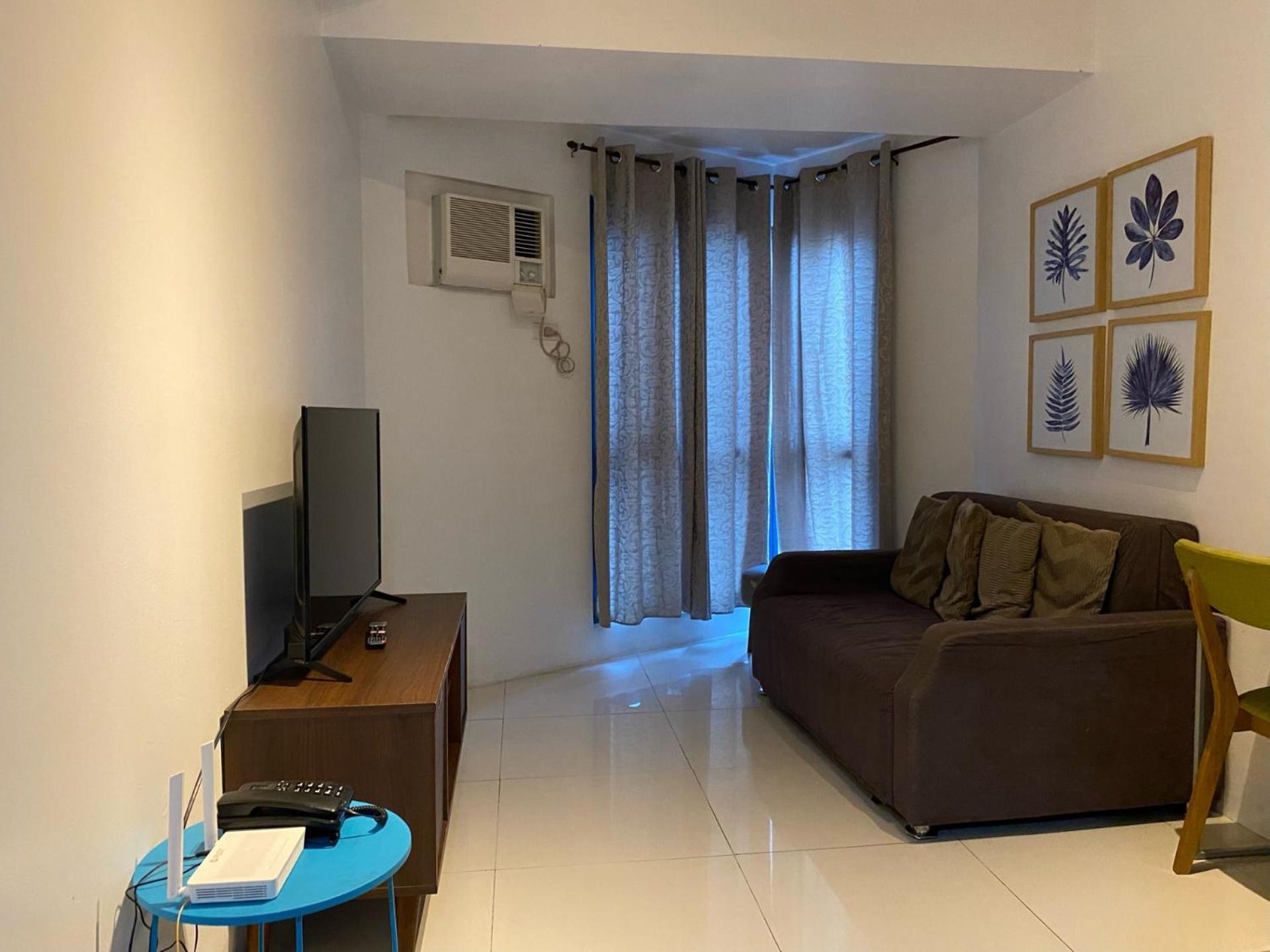 Roxas Blvd Stunning Studio Condo Near Us Embassy Манила Екстериор снимка