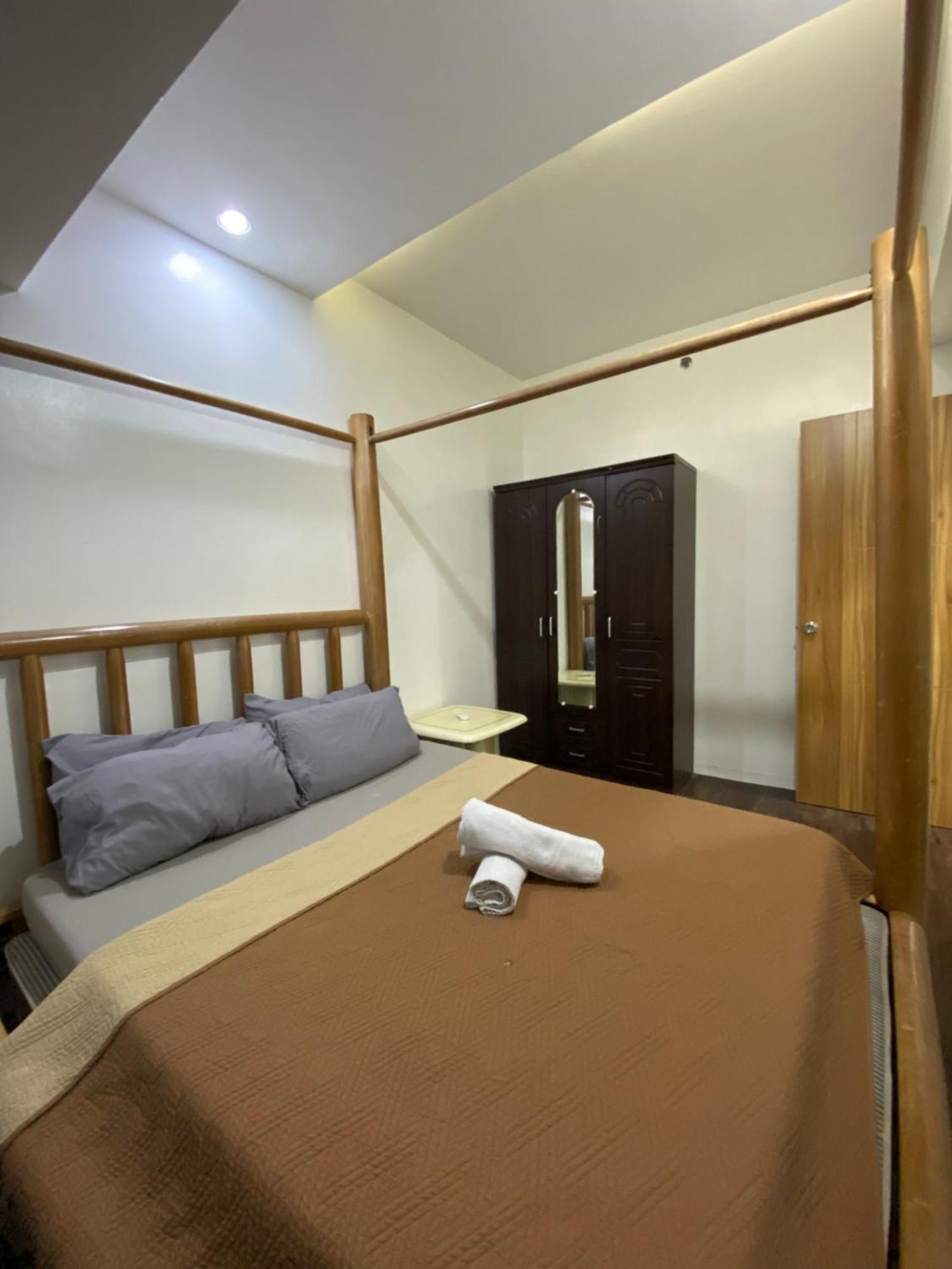 Roxas Blvd Stunning Studio Condo Near Us Embassy Манила Екстериор снимка