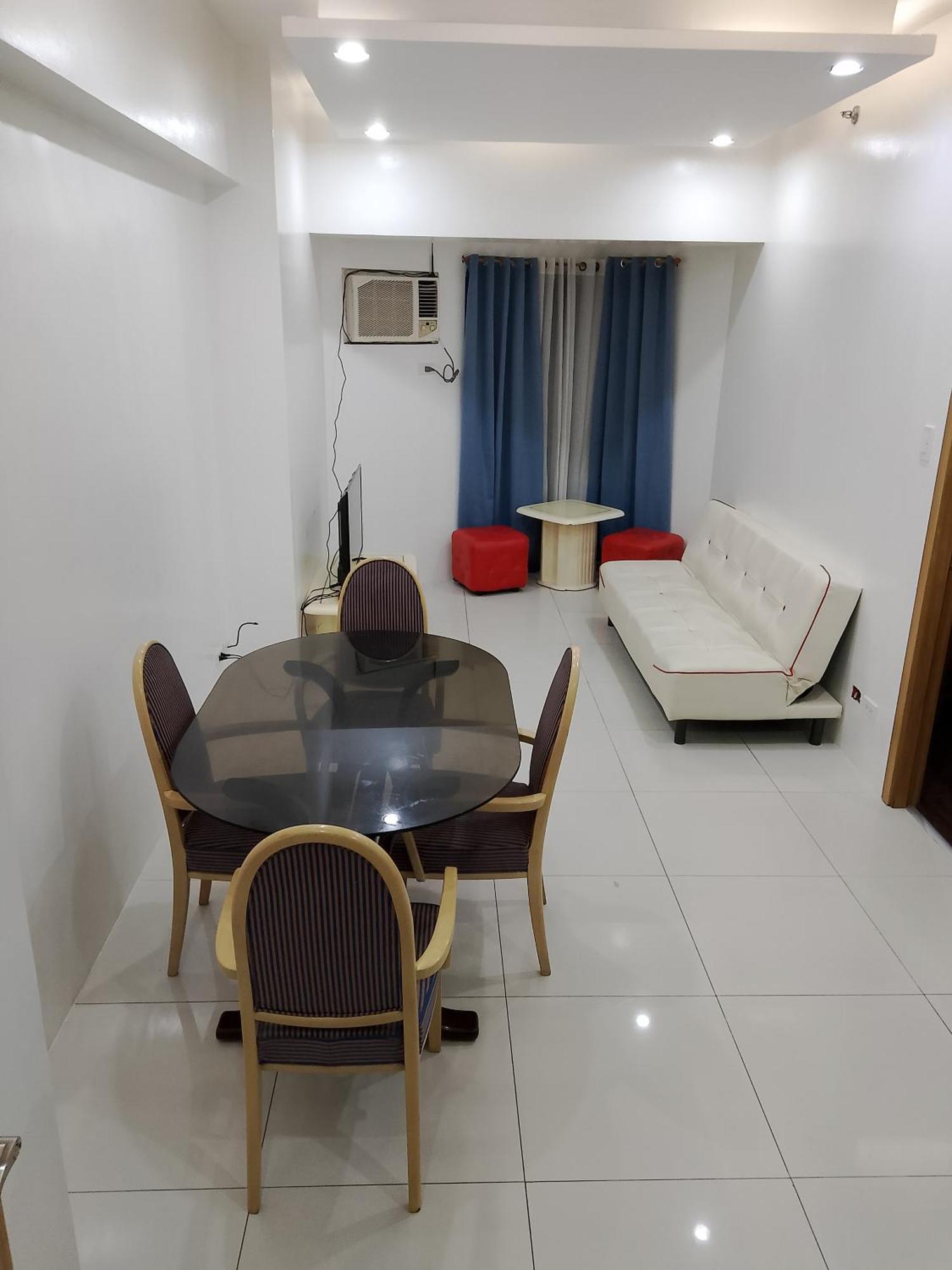 Roxas Blvd Stunning Studio Condo Near Us Embassy Манила Екстериор снимка