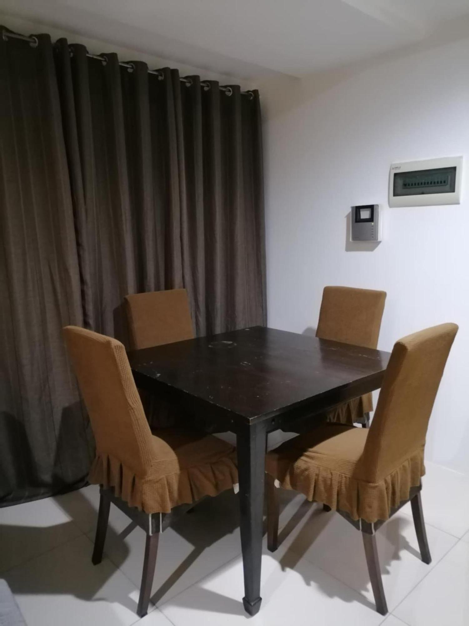 Roxas Blvd Stunning Studio Condo Near Us Embassy Манила Екстериор снимка