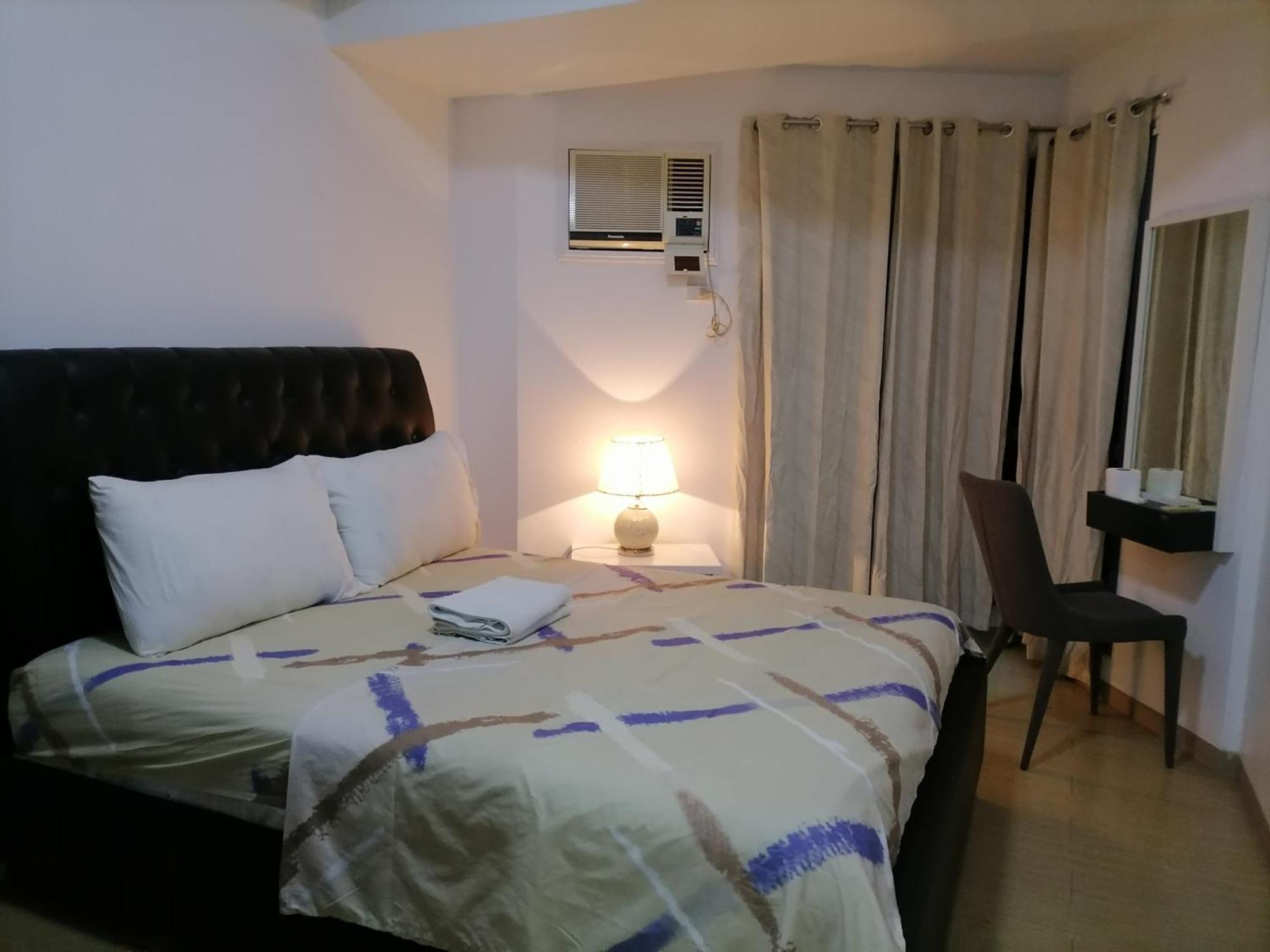 Roxas Blvd Stunning Studio Condo Near Us Embassy Манила Екстериор снимка